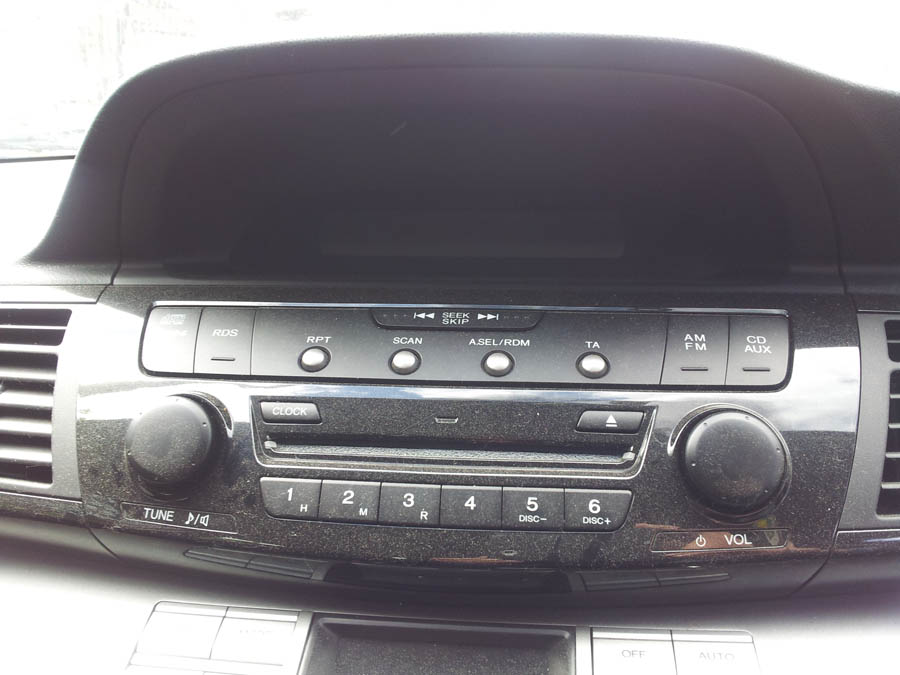 Honda FRV I-VTEC SE cd-changer